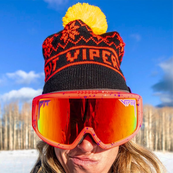 Pom Pom Beanie Black Pit Kyy